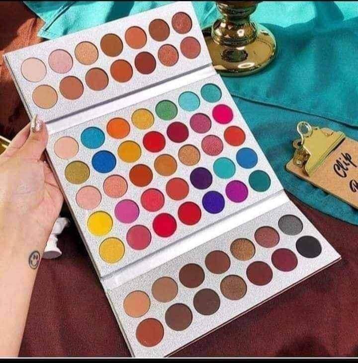 Beauty-Glazed-Makeup-Me-Gorgeous-63-Colors-Eyeshadow-Palette-–-ম্যাট-শিমার-ও-গ্লিটার-শেডের-সম্পূর্ণ-সমাধান.jpg