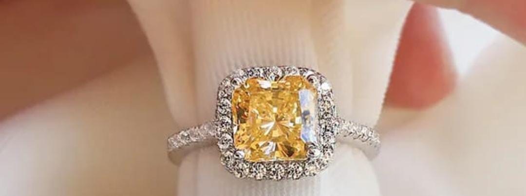 Best-Diamond-Cut-Ring-Yellow-Color-হলুদ-রঙের-আভিজাত্য.jpg