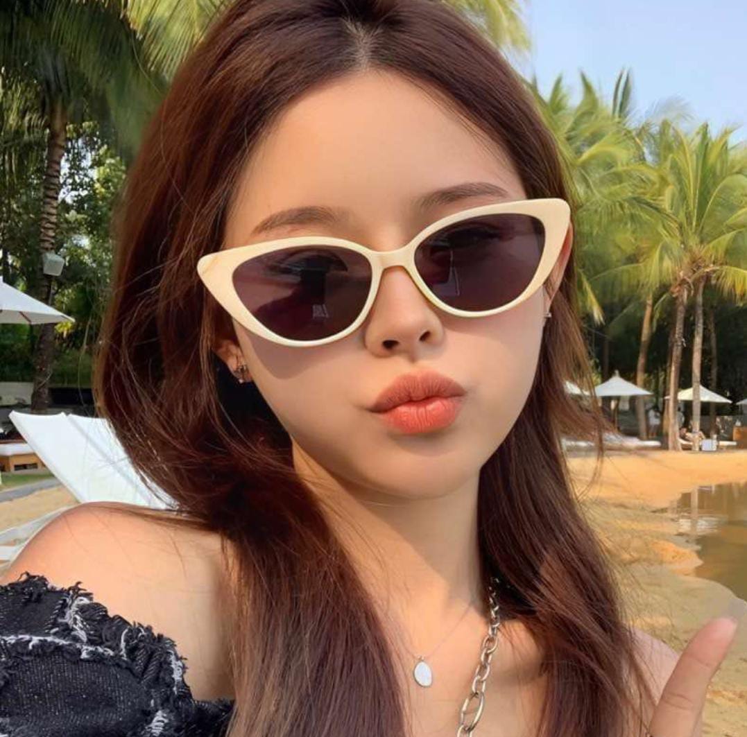 Design-Cat-Eye-Sunglasses-ডিজাইন-ক্যাট-আই-সানগ্লাস.jpg