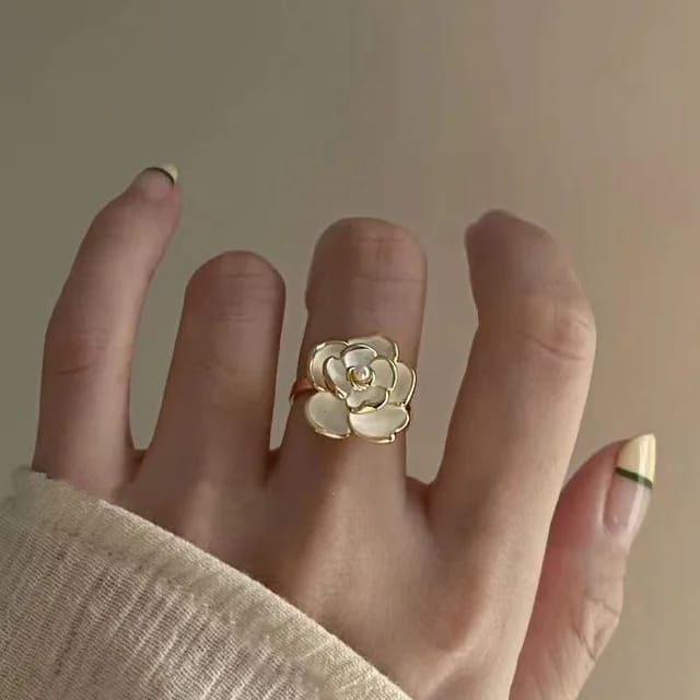 Drop-Flower-finger-Ring-Pearl-পার্ল-স্টাইল.jpg