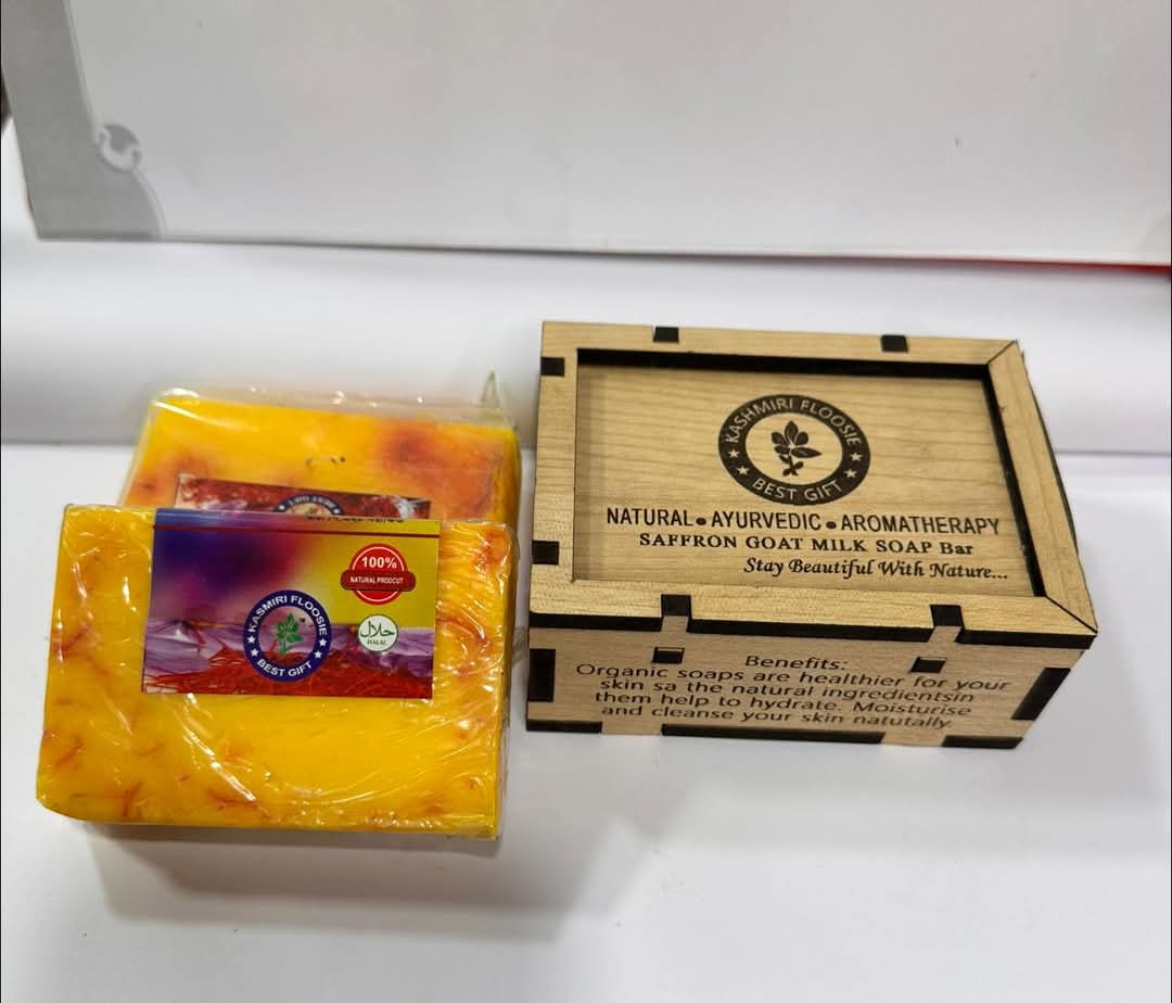 Hand-Made-Saffron-Goat-Milk-Bar-Soap-100g-ত্বকের-জন্য-নিরাপদ-এবং-কেমিক্যাল-মুক্ত.jpg